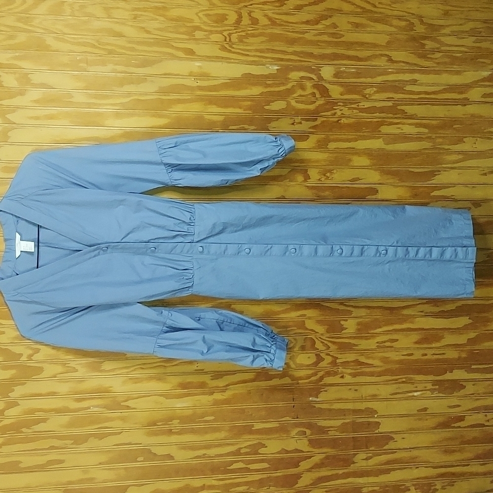 H & M  V-neck shirt dress